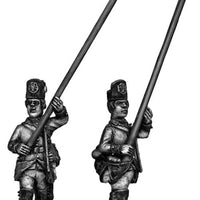 Austrian Fusilier standard bearer, marching, casquet (28mm)