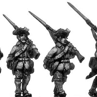 French musketeer, turnbacks, marching (18mm)