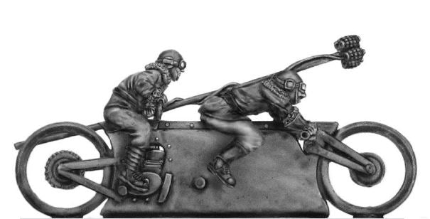 Mad Maximillian Tandem Hog and crew, grenade lance armed (28mm)