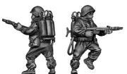 1980's Soviet soldier in NBC suit with flamethrower (28mm)