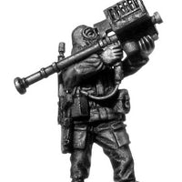 1960-80s US trooper in MOPP gear with Stinger anti-aircraft missile (28mm)