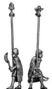 Sumerian Standard Bearer with cloak (28mm)