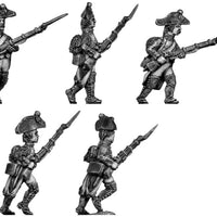 Fusilier, bicorne, regulation uniform, advancing (28mm)