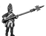 Russian Fusilier NCO, coat with lapels and collar, halberd, advancing (28mm)
