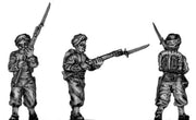 French Zouave advancing (18mm)