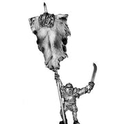 Man-Orc light infantry standard bearer (18mm)