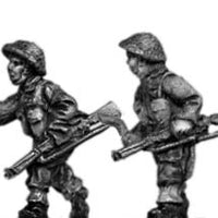 Gurkha infantry with No1 Mk3 rifle khukri drawn in helmet (15mm)