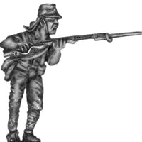 World War Two Japanese infantryman charging with rifle (40mm)