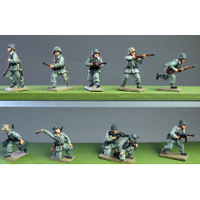 Infantry section advancing and skirmishing (20mm)
