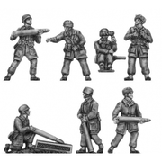Fallschirmjager crew for 8.87cm flak gun (20mm)